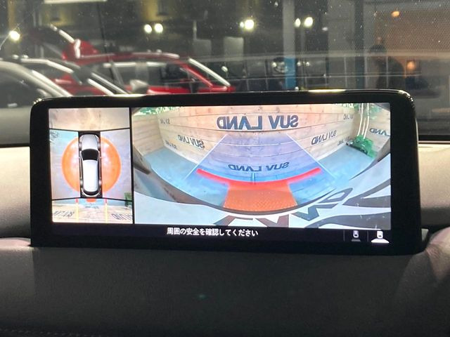 �y360&deg;�r���[���j�^�[�z��p�̃J�����ɂ��A�ォ�猩���낵���悤�Ȏ��_��360�x�N���}�̎��͂��m�F���邱�Ƃ��ł��܂������p�������m�F���₷���A�����ꏊ�ł̐؂�Ԃ��⒓�Ԃ��X���[�Y�ɍs���܂��B