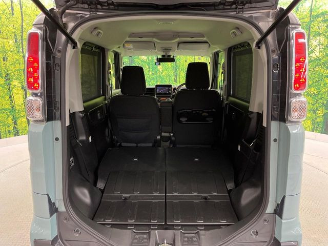 ���i�̂���������ʋ΁A���}���ɏ\���ȉ׎��X�y�[�X���m�ۂ��Ă���܂��B�Z�J���h�V�[�g��|���ƁA�傫�ȉו��̐ύڂ��\�ł���