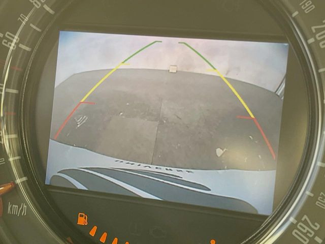 ���o�b�N�J����:�֗��ȁy�o�b�N�J�����z�ň��S�m�F���ł��܂��B���Ԃ����ȕ��ɂ��I�X�X���ȕ֗��@�\�ł��B