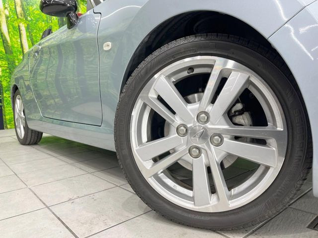 �y����16�C���`�A���~�z�C�[���z�O�ςɃ}�b�`���������A���~�z�C�[���𑕒����Ă���܂��B�e��ЊO�A���~�z�C�[����A�X�^�b�h���X�^�C�����戵�����Ă���܂��B���񂲑��k����������