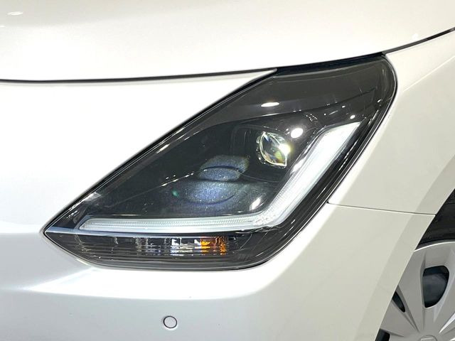 �yLED�w�b�h���C�g�z���V����ԑ��s�����ǍD�Ȏ��E���m�ۂ����S���ĉ^�]�ł��鍂�P�xLED�w�b�h���C�g�𑕔�!�_�����x�������A����d�͂��}�����Ă��܂��B