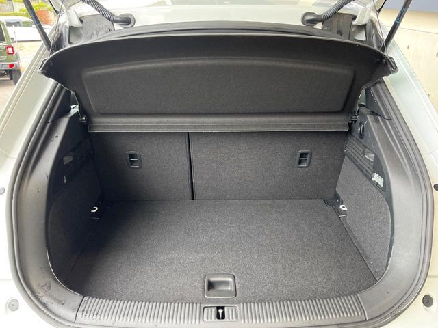 ���g�����N���[��:����L������e�X�y�[�X!���ꂾ���̍L��������΂��������⃌�W���[�Ȃǂɂ��œK�ł�!�g�p�������Ȃ����ꂢ�ȏ�Ԃ��ێ����Ă���܂��B