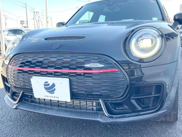 ��LED�w�b�h���C�g:��ԑ��s�����ǍD�Ȏ��E���m�ۂ����S���ĉ^�]�ł��鍂�P�xLED�w�b�h���C�g�𑕔�!�_�����x�������A����d�͂��}�����Ă��܂��B