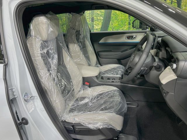 �y�n�[�t���U�[�V�[�g�z�������ƍ���S�n�𗼗������l�C�̃V�[�g���w�ʁE���ʂ̃t�@�u���b�N�f�ނ́A�ʋC���̗ǂ��⊊��ɂ����ɗD��Ă��܂��B�C���╞���ɍ��E���ꂸ���K�ɂ���肢�������܂��B