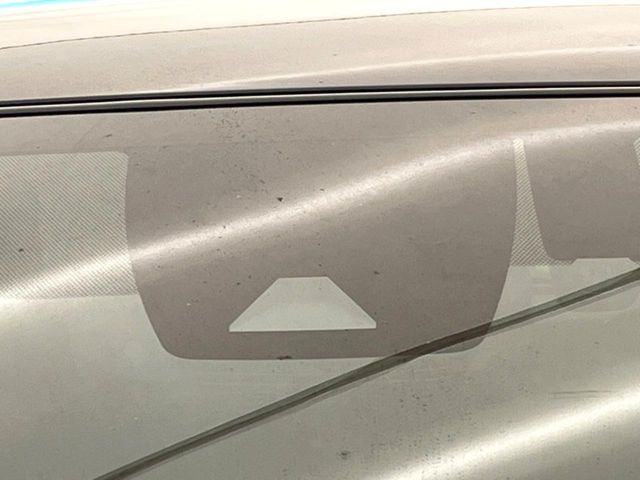 �y�g���^�Z�[�t�e�B�Z���X�z���s���ɑO���̎ԗ�����F�����A�Փ˂������Ȏ��͌x��ƃu���[�L�ŏՓˉ���Ɣ�Q�y�����A�V�X�g�B�����S�Ƀh���C�u�����y���݂��������܂��B