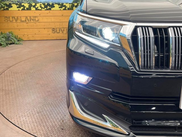 �yLED�w�b�h���C�g�z���V����ԑ��s�����ǍD�Ȏ��E���m�ۂ����S���ĉ^�]�ł��鍂�P�xLED�w�b�h���C�g�𑕔�!�_�����x�������A����d�͂��}�����Ă��܂��B