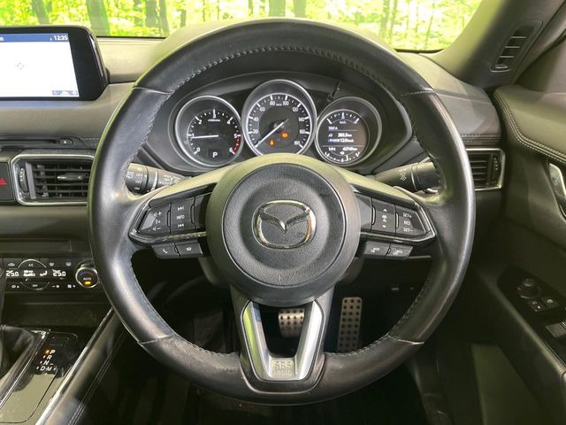 �y�����v�����X�e�A�����O�z�㎿�Ȋv���g�p���邱�ƂŁA��ɂ����������݂ƂĂ��^�]���₷���n���h���ł���