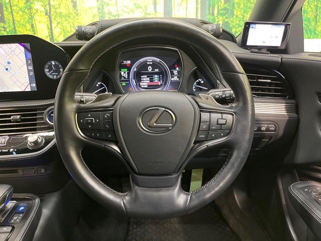 �y�����v�����X�e�A�����O�z�㎿�Ȋv���g�p���邱�ƂŁA��ɂ����������݂ƂĂ��^�]���₷���n���h���ł���