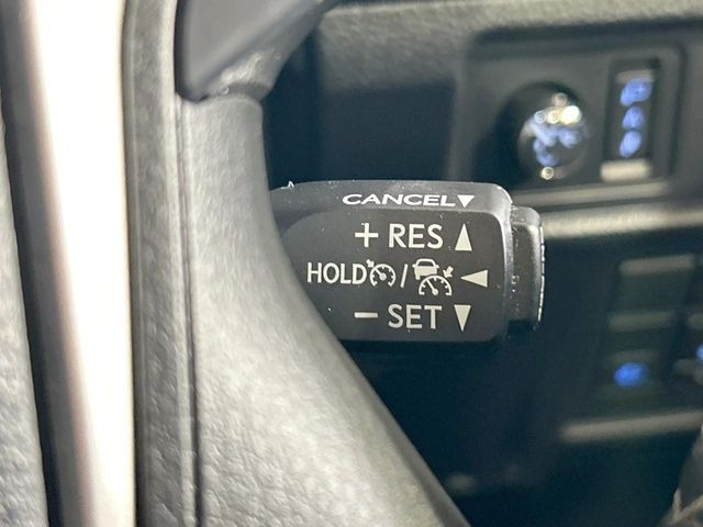 �y���[�_�[�N���[�Y�R���g���[���z�������H�ł̒��������s���y��!!�����ő��x��ۂN���[�Y�R���g���[�����A�Փˌy���V�X�e���ƘA�g���A�O���̎ԗ������m���ĎԊԂ�ۂ悤�ɑ��x���߂��Ă���܂�!!