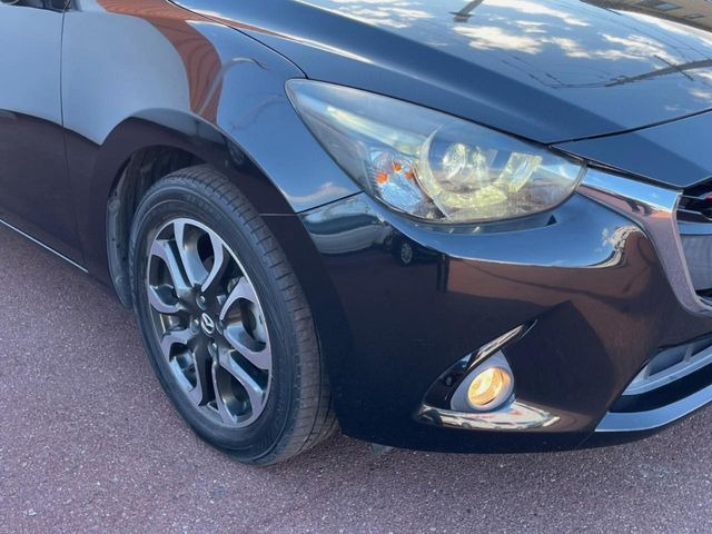 �yLED�w�b�h���C�g�z���V����ԑ��s�����ǍD�Ȏ��E���m�ۂ����S���ĉ^�]�ł��鍂�P�xLED�w�b�h���C�g�𑕔�!�_�����x�������A����d�͂��}�����Ă��܂��B