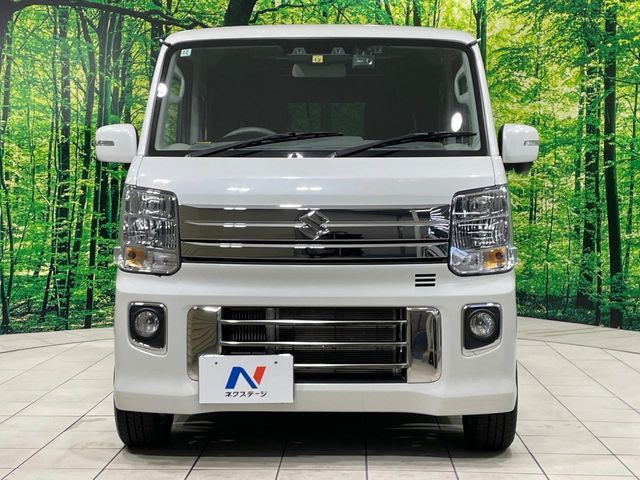 ��D�]�𒸂��Ă���܂��{�f�B�̒e�X�v���b�V���R�[�g���D�]��t���B�ʏ�̃K���X�R�[�g�ƈقȂ�A�ϋv�N��6�N�̖��@���K���X�R�[�e�B���O���A�{�f�B���L���C�ȏ�Ԃɕۂ��Ă���܂��B