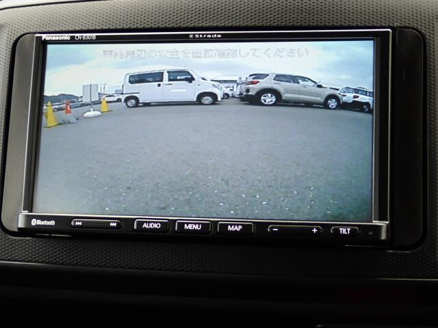 �o�b�N�J�����������Ă���܂��B���Ԏ��ɑ�ϖ��ɗ����܂�������Ԃ����ȕ��ɂ��֗��@�\�ł���