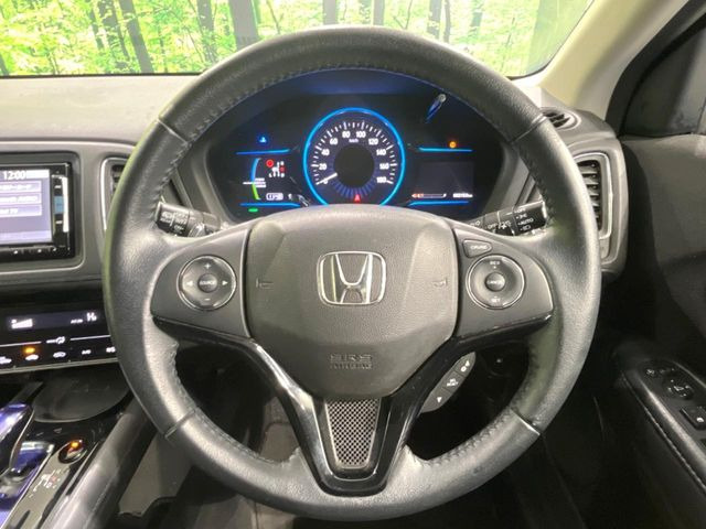 �y�����v�����X�e�A�����O�z�㎿�Ȋv���g�p���邱�ƂŁA��ɂ����������݂ƂĂ��^�]���₷���n���h���ł���