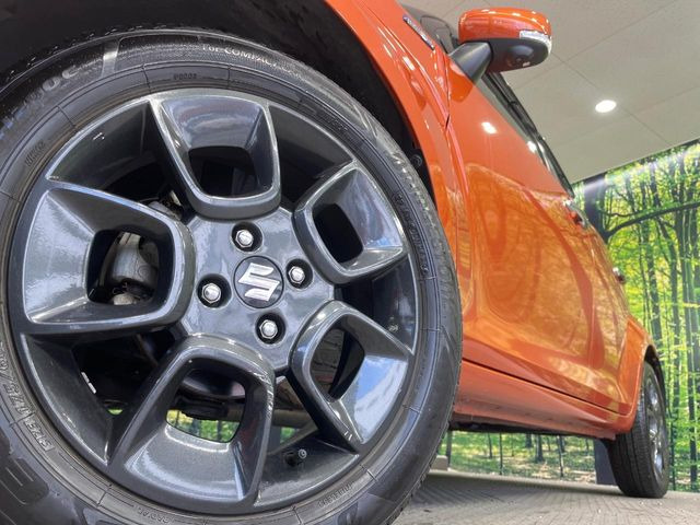 �y����16�C���`�A���~�z�C�[���z�O�ςɃ}�b�`���������A���~�z�C�[���𑕒����Ă���܂��B�e��ЊO�A���~�z�C�[����A�X�^�b�h���X�^�C�����戵�����Ă���܂��B���񂲑��k����������