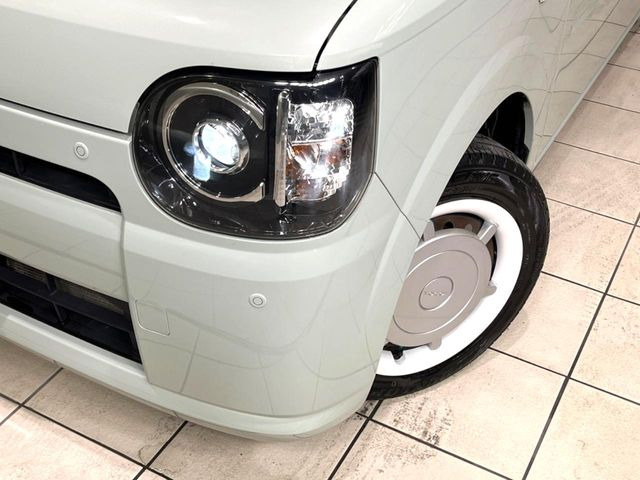 �yLED�w�b�h���C�g�z���V����ԑ��s�����ǍD�Ȏ��E���m�ۂ����S���ĉ^�]�ł��鍂�P�xLED�w�b�h���C�g�𑕔�!�_�����x�������A����d�͂��}�����Ă��܂��B