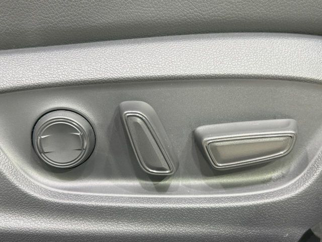 �y�p���[�V�[�g�z�X�C�b�`��ŊȒP�ɃV�[�g�̔��������\!�d��������͂�����܂���!���K�ȃV�[�g�|�W�V�����ɃZ�b�g���āA���K�ȃh���C�u�����y���݂��������B