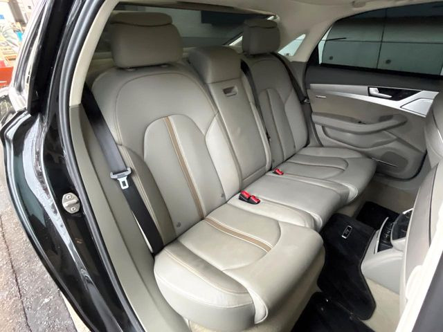 ���㕔���Ȃ��C�ɂȂ�悤�ȃL�Y�E�����ւ��蓙�A�傫�ȃ_���[�W�͂Ȃ��A�ǍD�ȏ�Ԃł��B