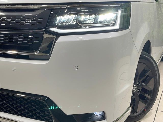 �yLED�w�b�h���C�g�z���V����ԑ��s�����ǍD�Ȏ��E���m�ۂ����S���ĉ^�]�ł��鍂�P�xLED�w�b�h���C�g�𑕔�!�_�����x�������A����d�͂��}�����Ă��܂��B