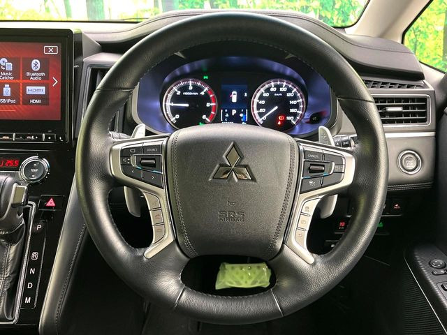 �y�����v�����X�e�A�����O�z�㎿�Ȋv���g�p���邱�ƂŁA��ɂ����������݂ƂĂ��^�]���₷���n���h���ł���