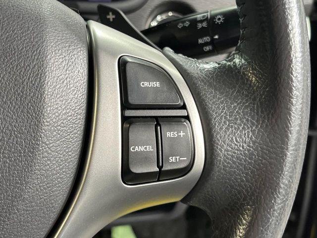 �y�N���[�Y�R���g���[���z�������H�����N���N���s�B�A�N�Z���𗣂��Ă���葬�x�ő��s���ł��A�������^�]���̕��S���y��!�����E�������ȒP�ȃX�C�b�`����Œ����ł��܂��B