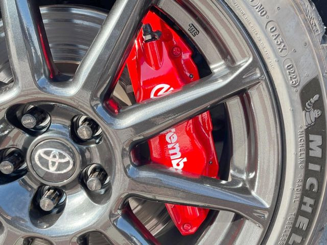 �y�u�����{���L�����p�[�z�n�C�p���[�ԗ��ɂ͋��͂ȃu���[�L���K�{!���E�̃X�[�p�[�J�[�ɂ��̗p�����C�^���A�̍������[�J�[�u�u�����{�v�𑕒�!�F�N�₩�ȃL�����p�[���X�|�[�e�B�Ȉ�ۂ��������Ă܂���