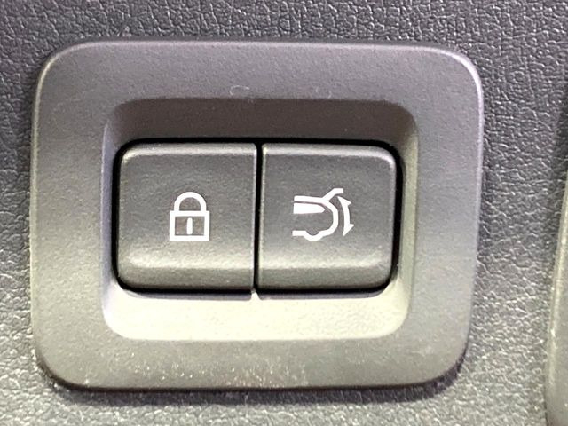 �y�p���[�o�b�N�h�A�z�X�}�[�g�L�[��^�]�Ȃ̃{�^�������������Ń��A�Q�[�g�������ŊJ���܂�!�ו��������Ă��鎞��A�����ʒu�ɂ���o�b�N�h�A��߂�ۂɕ֗��ȋ@�\�ł���