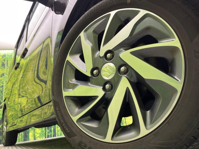 �y�����A���~�z�C�[���z�O�ςɃ}�b�`���������A���~�z�C�[���𑕒����Ă���܂��B�e��ЊO�A���~�z�C�[����A�X�^�b�h���X�^�C�����戵�����Ă���܂��B���񂲑��k����������