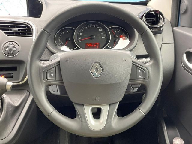 ���n���h�����̃X�������Ȃ��A���ꂢ�ȏ�Ԃ��ێ����Ă���܂��B�e�X�C�b�`���̓�����m�F�ς݂ł��B