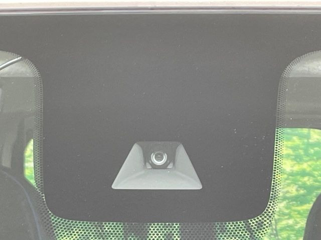 �y�O�He-Assist�z���s���ɑO���̎ԗ�����F�����A�Փ˂������Ȏ��͌x��ƃu���[�L�ŏՓˉ���Ɣ�Q�y�����A�V�X�g�B�����S�Ƀh���C�u�����y���݂��������܂��B