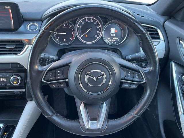 �y�����v�����X�e�A�����O�z�㎿�Ȋv���g�p���邱�ƂŁA��ɂ����������݂ƂĂ��^�]���₷���n���h���ł���