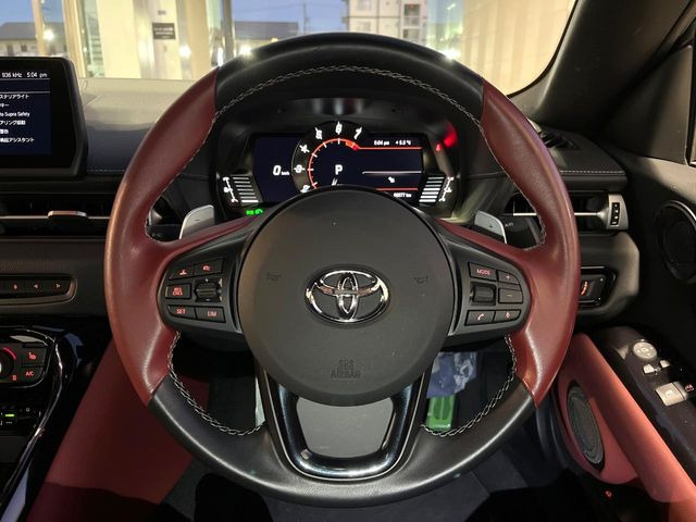 �y�����v�����X�e�A�����O�z�㎿�Ȋv���g�p���邱�ƂŁA��ɂ����������݂ƂĂ��^�]���₷���n���h���ł���