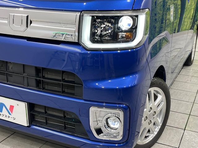 �yLED�w�b�h���C�g�z���V����ԑ��s�����ǍD�Ȏ��E���m�ۂ����S���ĉ^�]�ł��鍂�P�xLED�w�b�h���C�g�𑕔�!�_�����x�������A����d�͂��}�����Ă��܂��B