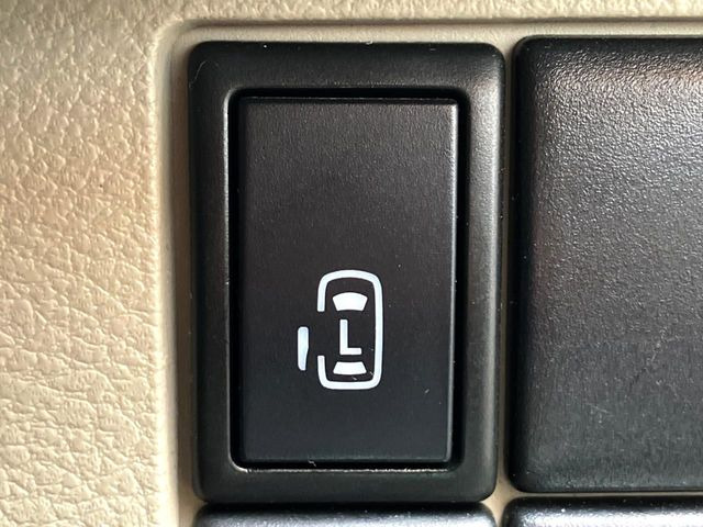 ���y�Б��d���X���C�h�h�A�z�E���ʍs����{�̓��H�ł��̂ŁA���S�ȍ������d���X���C�h�h�A�ɂȂ��Ă���܂���