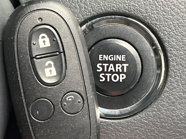 �y�L�[���X�X�^�[�g�V�X�e���z�J�o����|�P�b�g�ɓ��ꂽ�܂܂ł��h�A�̎{���E�������\�ȃX�}�[�g�L�[�𑕔��B�G���W���̃I���E�I�t�����J�M�����o���K�v����������Ƃ��Ă��֗��ł���