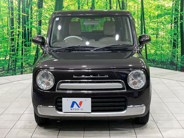 ��D�]�𒸂��Ă���܂��{�f�B�̒e�X�v���b�V���R�[�g���D�]��t���B�ʏ�̃K���X�R�[�g�ƈقȂ�A�ϋv�N��6�N�̖��@���K���X�R�[�e�B���O���A�{�f�B���L���C�ȏ�Ԃɕۂ��Ă���܂��B