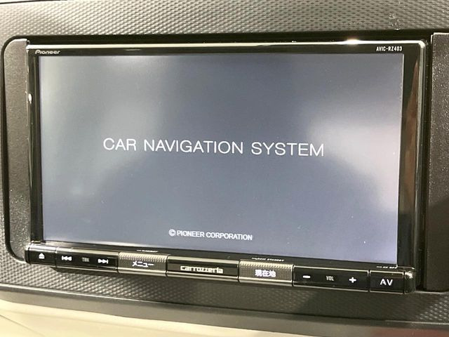 �y�i�r�Q�[�V�����z�g���₷���i�r�ŖړI�n�܂ł�������ē����Ă���܂��B�e��I�[�f�B�I�Đ��@�\���[�����Ă���A���Ԃ̉^�]������Ɋy�����Ȃ�܂�!!