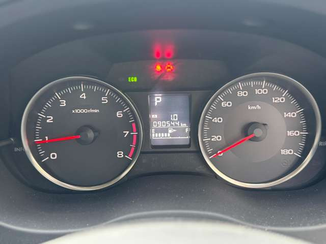 ���[�Ԃ܂łɎԗ������Ȃǐ�C�X�^�b�t����Ƃ������܂��� �����̓X�`�[�������͂��߁A�ł��邾���C���悭����肢��������悤�����������܂�!�O���͋@�B�Ŗ����������āA���b�N�X�R�[�e�B���O�������Ă��܂��B