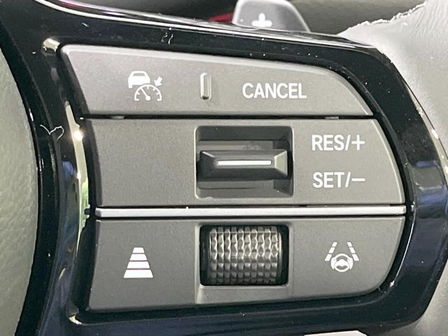 �y�A�_�v�e�B�u�N���[�Y�R���g���[���z�������H�ł̒��������s���y��!!�����ő��x��ۂN���[�Y�R���g���[�����A�Փˌy���V�X�e���ƘA�g���A�O���̎ԗ������m���ĎԊԂ�ۂ悤�ɑ��x���߂��Ă���܂�!!