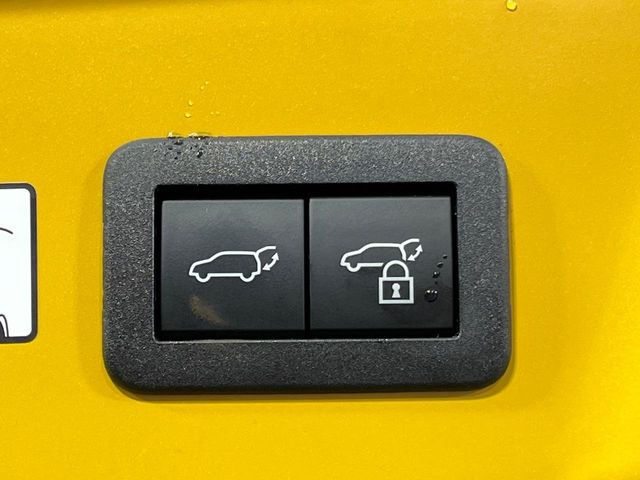 �y�p���[�o�b�N�h�A�z�X�}�[�g�L�[��^�]�Ȃ̃{�^�������������Ń��A�Q�[�g�������ŊJ���܂�!�ו��������Ă��鎞��A�����ʒu�ɂ���o�b�N�h�A��߂�ۂɕ֗��ȋ@�\�ł���