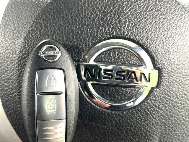 �y�C���e���W�F���g�L�[�z�J�o����|�P�b�g�ɓ��ꂽ�܂܂ł��h�A�̎{���E�������\�ȃX�}�[�g�L�[�𑕔��B�G���W���̃I���E�I�t�����J�M�����o���K�v����������Ƃ��Ă��֗��ł���