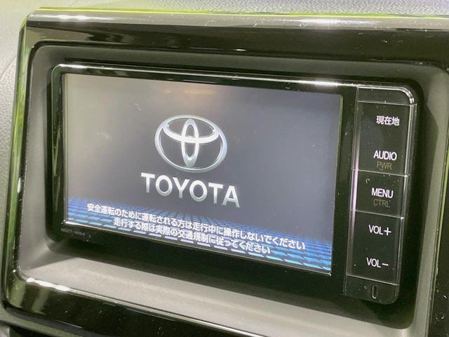 �y�����i�r�z�l�C�̏����i�r�𑕔����Ă���܂��B�i�r�̎g���₷���͂������A�I�[�f�B�I�@�\���[��!�L�����v�◷�s�͂������A�ʋ΂┃�����ȂǕ��i�̃h���C�u���y�����Ȃ�͂���