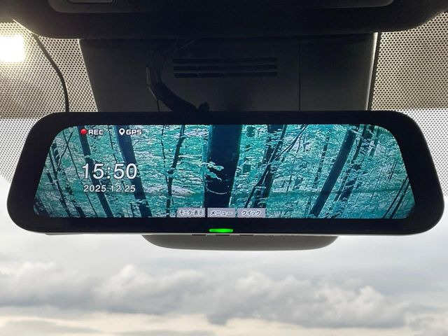 �y�f�W�^���C���i�[�~���[�z��Ȃ̑傫�ȉו��⓯��҂Ō�����m�F���Â炢���ł����S!�J�������B�e�����ԗ�����̉f�������[���~���[���ɕ\���B�N���A�Ȏ��E�ŏ󋵂̊m�F���\�ł�!