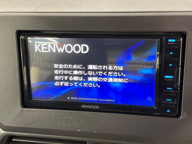 �y�i�r�Q�[�V�����z�g���₷���i�r�ŖړI�n�܂ł�������ē����Ă���܂��B�e��I�[�f�B�I�Đ��@�\���[�����Ă���A���Ԃ̉^�]������Ɋy�����Ȃ�܂�!!