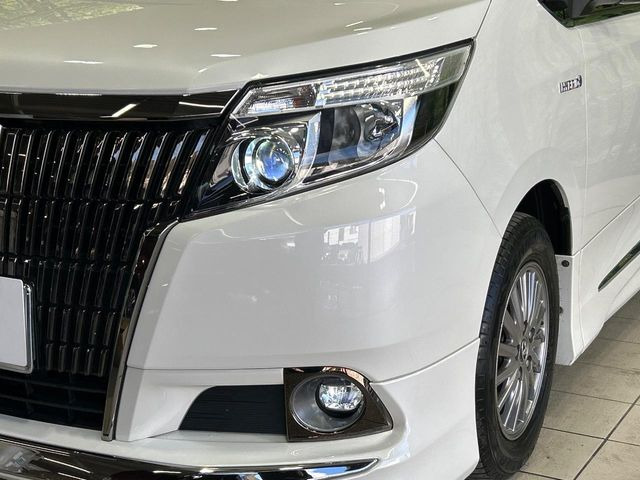 �yLED�w�b�h���C�g�z���V����ԑ��s�����ǍD�Ȏ��E���m�ۂ����S���ĉ^�]�ł��鍂�P�xLED�w�b�h���C�g�𑕔�!�_�����x�������A����d�͂��}�����Ă��܂��B