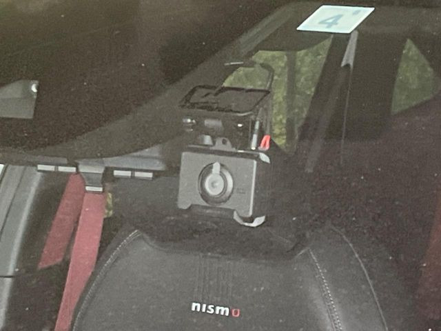 �y�h���C�u���R�[�_�[�z�h���C�u���R�[�_�[����!���s���͂������A������^�]�⎖�̂ɑ��������ہA�f���ŋL�^���A����̃��X�N�ɔ����܂��B���L�^�pSD�J�[�h�͂��q�l�����g�ł��������������K�v������܂��B