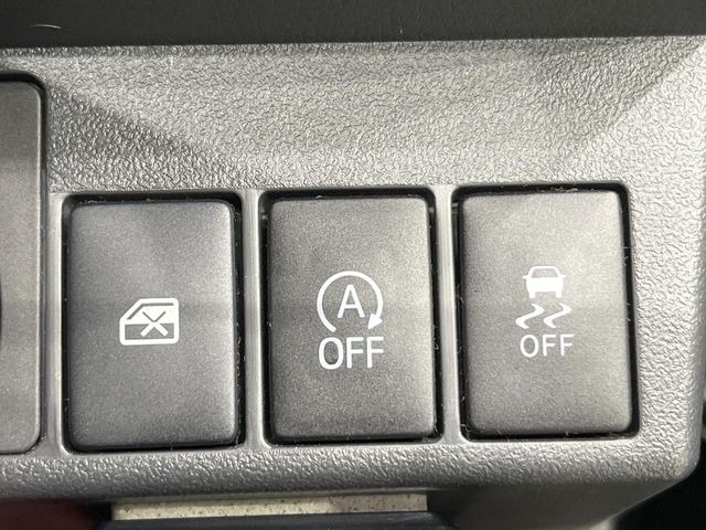 �y�A�C�h�����O�X�g�b�v�z�ԐM����a�؂Œ�Ԃ����ۂɃG���W�����~���A���ʂȔR���̏����}���܂��B�R��������ی�ɂȂ���@�\��G���W���̓u���[�L�𗣂��΍Ďn�����܂��B