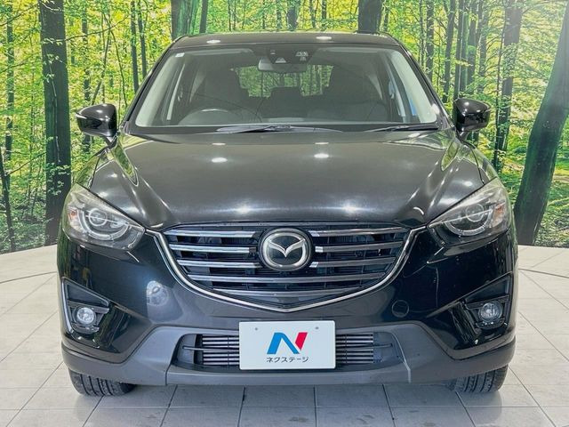 ��D�]�𒸂��Ă���܂��{�f�B�̒e�X�v���b�V���R�[�g���D�]��t���B�ʏ�̃K���X�R�[�g�ƈقȂ�A�ϋv�N��6�N�̖��@���K���X�R�[�e�B���O���A�{�f�B���L���C�ȏ�Ԃɕۂ��Ă���܂��B