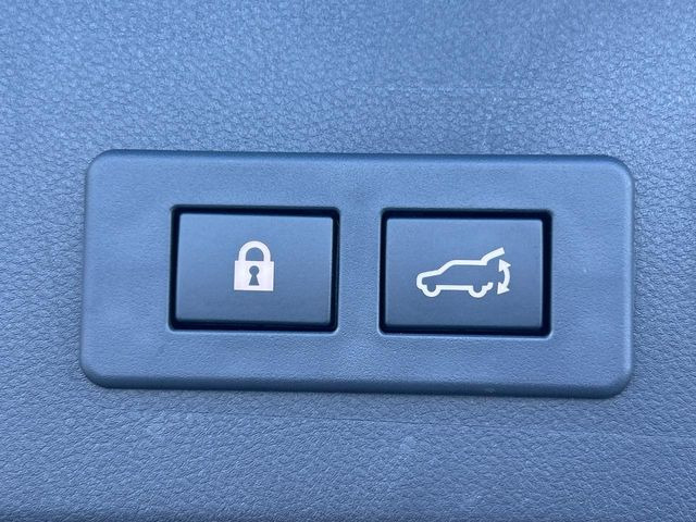 �y�p���[�o�b�N�h�A�z�X�}�[�g�L�[��^�]�Ȃ̃{�^�������������Ń��A�Q�[�g�������ŊJ���܂�!�ו��������Ă��鎞��A�����ʒu�ɂ���o�b�N�h�A��߂�ۂɕ֗��ȋ@�\�ł���