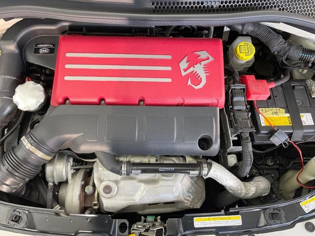 �����X�ł́A�e���[�J�[�̐�p�f�f�e�X�^�[�𓱓��B���Ǝ��i�����e�N�j�J���X�^�b�t���풓���Ă���܂��̂ŁA������̍ۂɂ����S���Ă����p���������܂��B