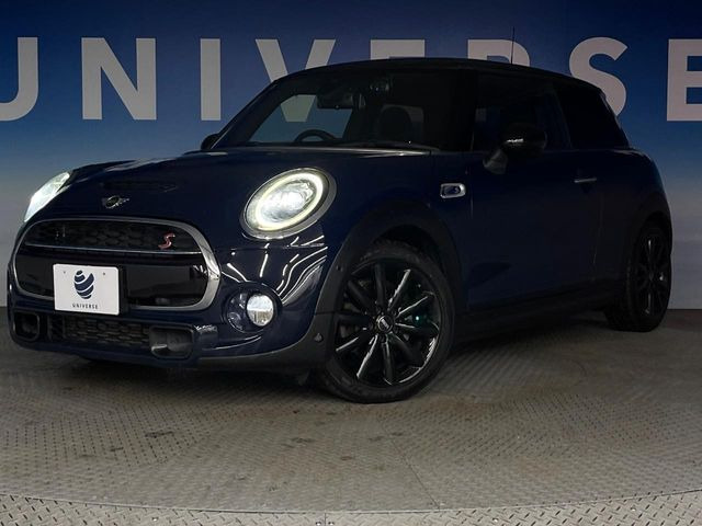 ��LED�w�b�h���C�g:��ԑ��s�����ǍD�Ȏ��E���m�ۂ����S���ĉ^�]�ł��鍂�P�xLED�w�b�h���C�g�𑕔�!�_�����x�������A����d�͂��}�����Ă��܂��B